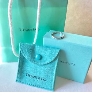 Tiffany & Co. Diamond Silver Elsa Peretti Ring